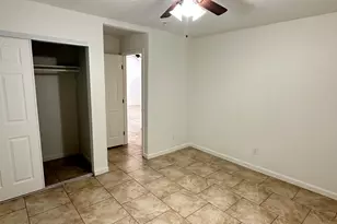 8807 W Catalina Dr, Phoenix, AZ 85037 - Photo 10