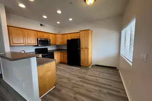 510 W University Dr, Tempe, AZ 85281 - Photo 2
