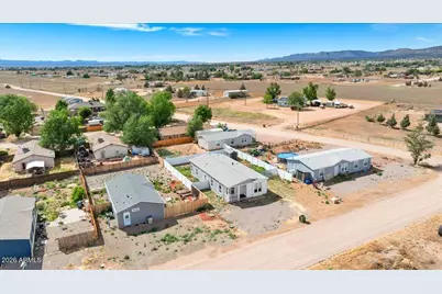 24460 N Marblehead Avenue, Paulden, AZ 86334 - Photo 26