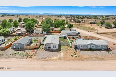 24460 N Marblehead Avenue, Paulden, AZ 86334 - Photo 32