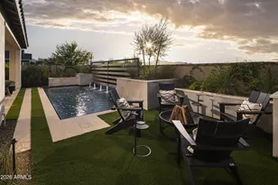 17698 W Wildwood St, Surprise, AZ 85388 - Photo 12