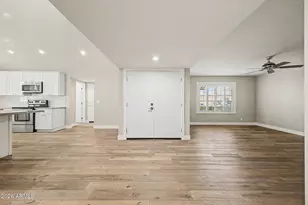 9251 E Jenan Dr, Scottsdale, AZ 85260 - Photo 10