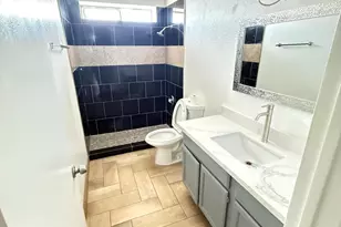 3840 N 43rd Ave, Phoenix, AZ 85031 - Photo 14