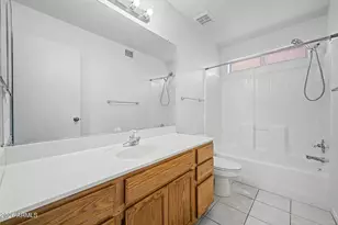 4135 E Anderson Dr, Phoenix, AZ 85032 - Photo 20