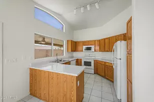 4135 E Anderson Dr, Phoenix, AZ 85032 - Photo 12