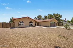 7641 N 175th Ave, Waddell, AZ 85355 - Photo 2