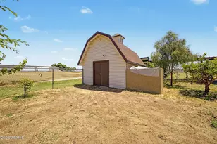 7641 N 175th Ave, Waddell, AZ 85355 - Photo 36