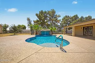 7641 N 175th Ave, Waddell, AZ 85355 - Photo 32