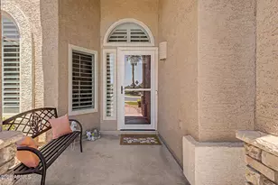 1037 S Scallop Dr, Gilbert, AZ 85233 - Photo 4