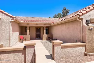 15186 W Las Brizas Ln, Sun City West, AZ 85375 - Photo 2