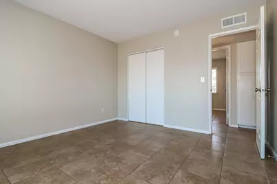 4810 W Desert Cove Avenue, Glendale, AZ 85304 - Photo 10