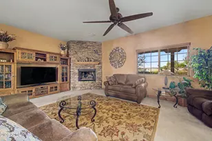 8660 W Mission Hills Dr, Arizona City, AZ 85123 - Photo 12