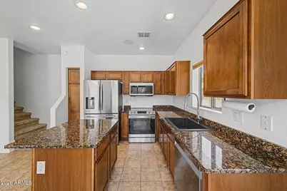 2725 E Mine Creek Road #1044, Phoenix, AZ 85024 - Photo 8