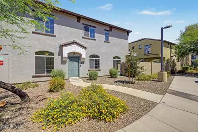 2725 E Mine Creek Road #1044, Phoenix, AZ 85024 - Photo 2
