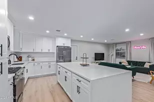1535 W Lawrence Rd, Phoenix, AZ 85015 - Photo 1