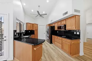 13747 W Villa Ridge Dr, Sun City West, AZ 85375 - Photo 20