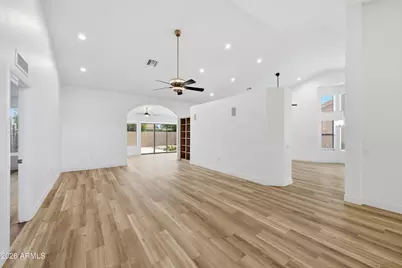 13747 W Villa Ridge Drive, Sun City West, AZ 85375 - Photo 10