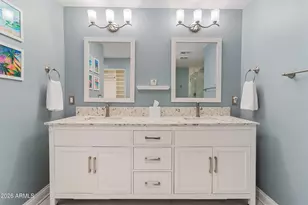 2945 N 47th Pl, Phoenix, AZ 85018 - Photo 20