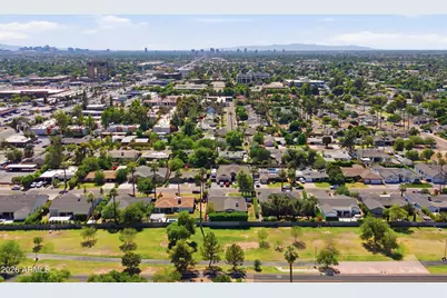 2945 N 47th Place, Phoenix, AZ 85018 - Photo 32