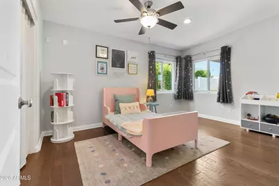 2945 N 47th Place, Phoenix, AZ 85018 - Photo 24