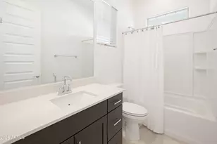 24711 N 174th Ln, Surprise, AZ 85387 - Photo 10