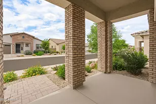 24711 N 174th Ln, Surprise, AZ 85387 - Photo 8