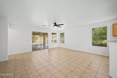 1518 N Desert Willow Avenue, Casa Grande, AZ 85122 - Photo 4