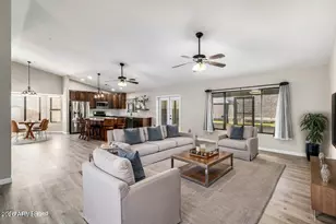 13514 N 88th Pl, Scottsdale, AZ 85260 - Photo 2