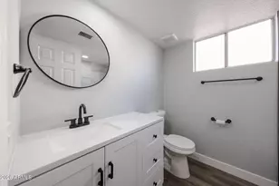 3951 E Waltann Ln, Phoenix, AZ 85032 - Photo 10