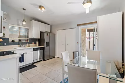 421 E Behrend Drive, Phoenix, AZ 85024 - Photo 12