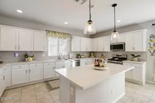 25220 N 142nd Dr, Surprise, AZ 85387 - Photo 12