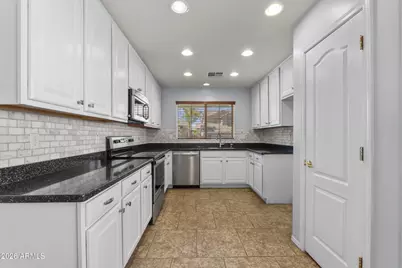6517 W Yellow Bird Lane, Phoenix, AZ 85083 - Photo 6