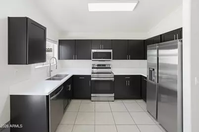 15712 W Smokey Drive, Surprise, AZ 85374 - Photo 6