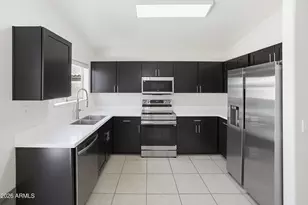 15712 W Smokey Dr, Surprise, AZ 85374 - Photo 6