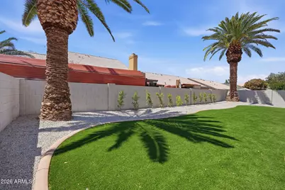 519 W Comstock Drive, Gilbert, AZ 85233 - Photo 32