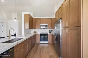519 W Comstock Dr, Gilbert, AZ 85233 - Photo 10