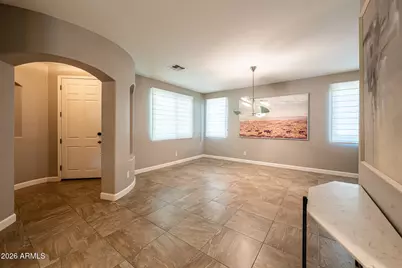 1527 E Gary Way, Phoenix, AZ 85042 - Photo 8