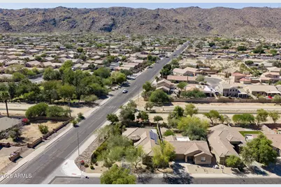 1527 E Gary Way, Phoenix, AZ 85042 - Photo 52