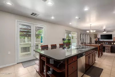 2075 E Honeysuckle Place, Chandler, AZ 85286 - Photo 14