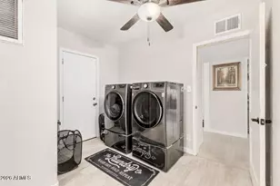 146 S Robson, Mesa, AZ 85210 - Photo 24