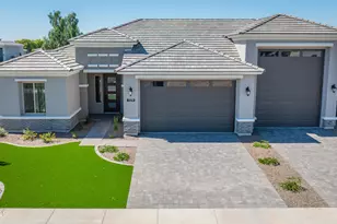 7379 W Lisbon Ln, Peoria, AZ 85381 - Photo 2