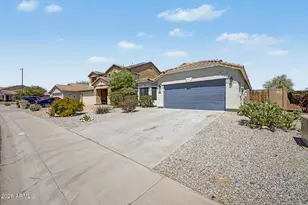 3029 N 303rd Dr, Buckeye, AZ 85396 - Photo 2