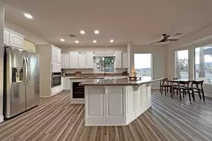 9755 S Dike Rd, Mohave Valley, AZ 86440 - Photo 10