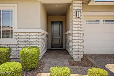 20105 W Montecito Avenue, Litchfield Park, AZ 85340 - Photo 4
