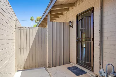 864 W Tulsa Street, Chandler, AZ 85225 - Photo 34