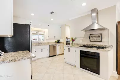 864 W Tulsa Street, Chandler, AZ 85225 - Photo 20