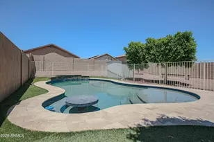 24492 W Mobile Ln, Buckeye, AZ 85326 - Photo 4