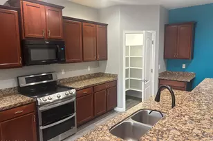 24492 W Mobile Ln, Buckeye, AZ 85326 - Photo 8