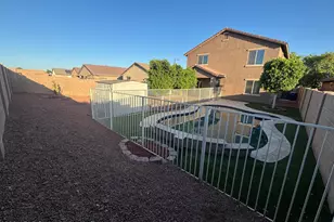 24492 W Mobile Ln, Buckeye, AZ 85326 - Photo 2
