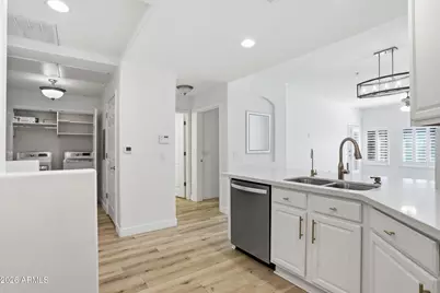 5350 E Deer Valley Drive #2435, Phoenix, AZ 85054 - Photo 2